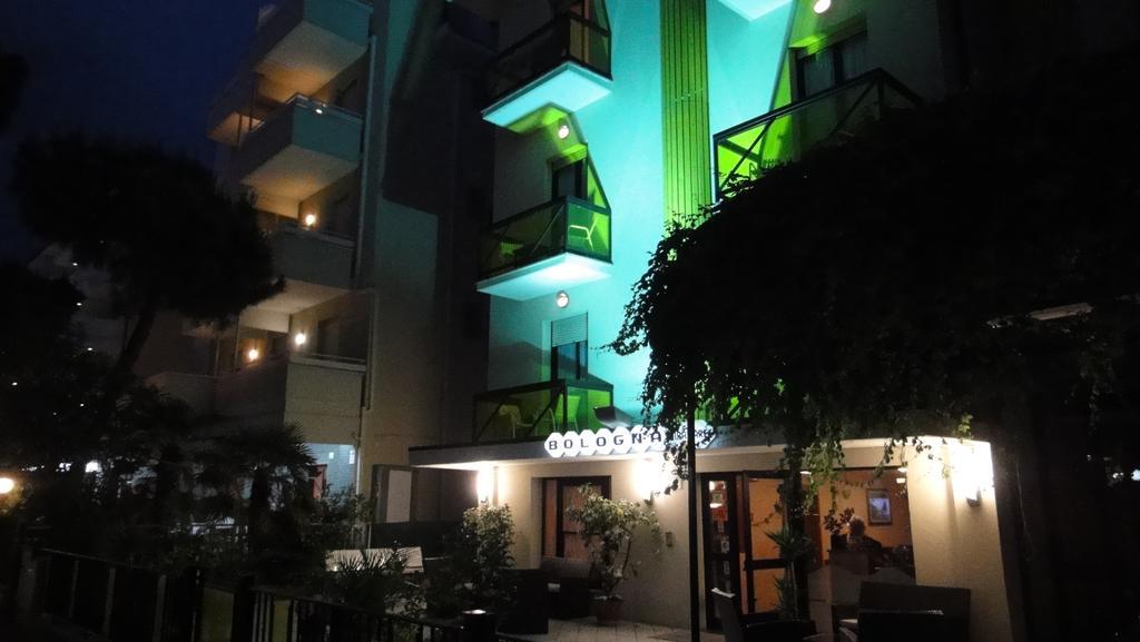 Hotel Bologna Rimini Exteriör bild